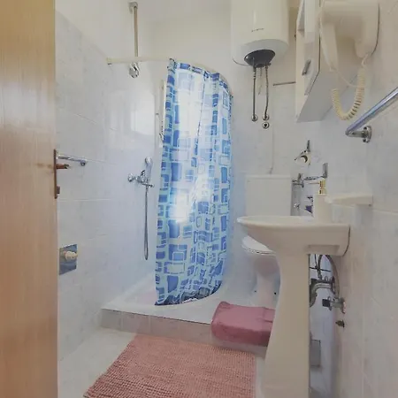 Kipre Guest house 3*