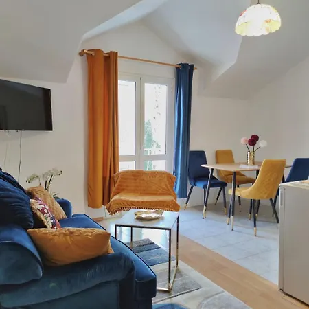 Kipre Guest house 3*